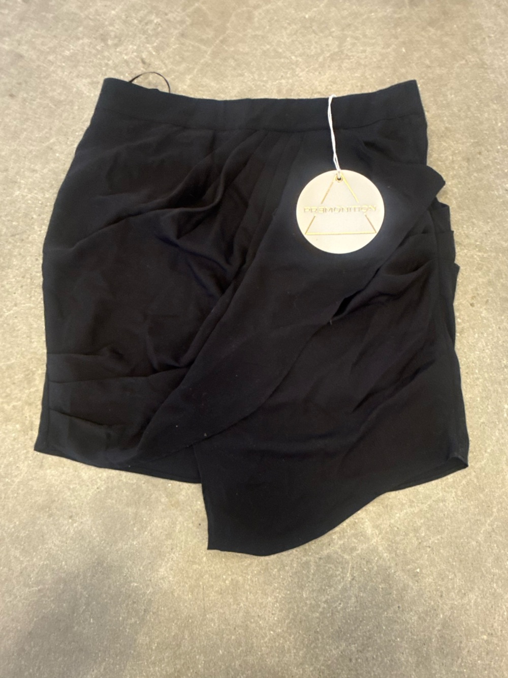 NWT PREMONITION WOMENS HIGH WAIST MINI SKIRT, SIZE US 6, BLACK